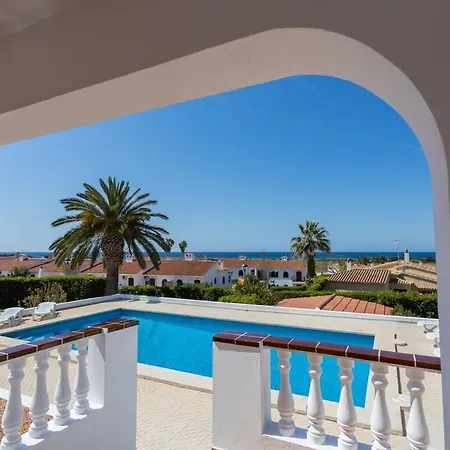 Sorelia - Close To The Beach & Sea Views Holiday home *