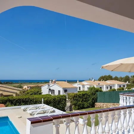 Sorelia - Close To The Beach & Sea Views Holiday home *