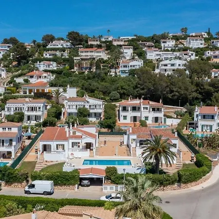 Sorelia - Close To The Beach & Sea Views Holiday home